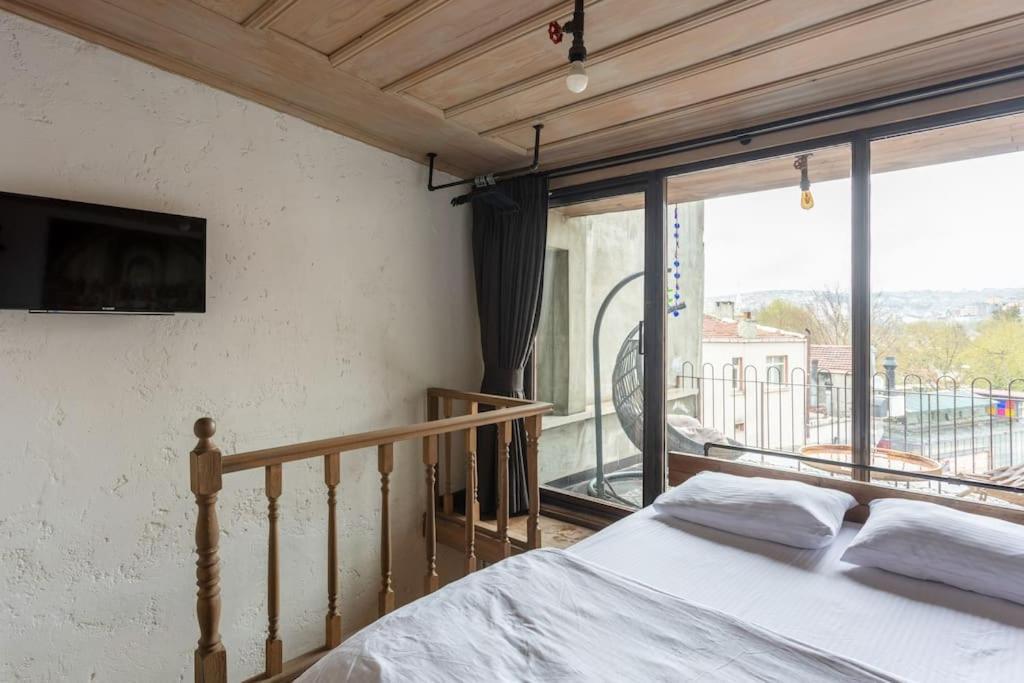 Historic Unique Town House Golden Horn Istanbul Apartment Екстериор снимка