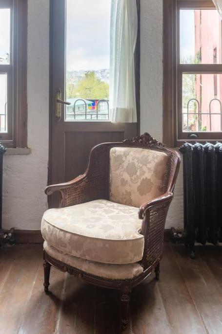 Historic Unique Town House Golden Horn Istanbul Apartment Екстериор снимка